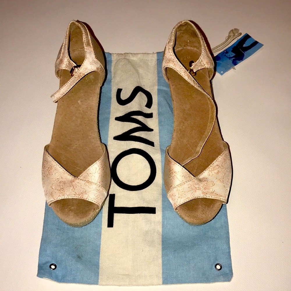 Brand new Toms wedding wedges size 7.5